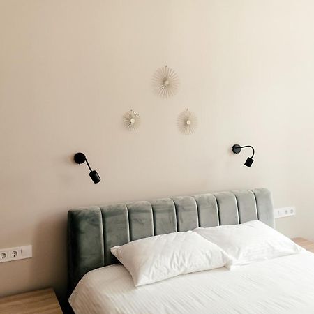 Lara Apartament 3 Lejlighed Lviv Eksteriør billede