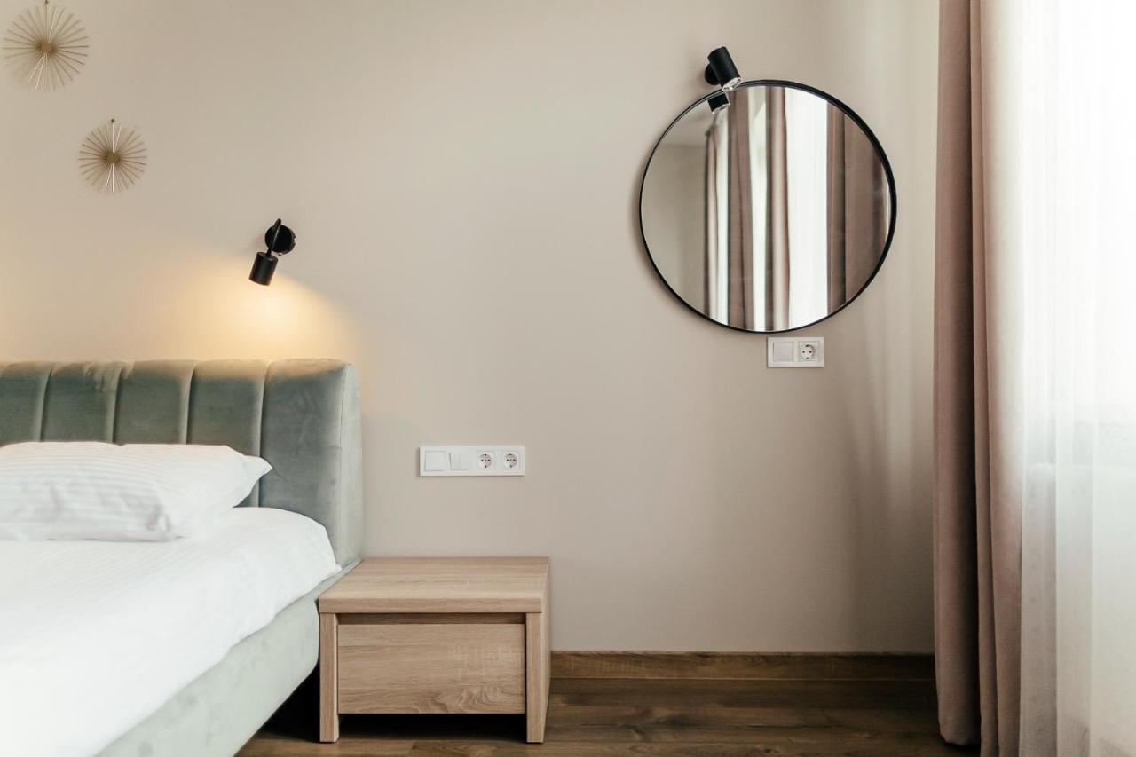 Lara Apartament 3 Lejlighed Lviv Eksteriør billede